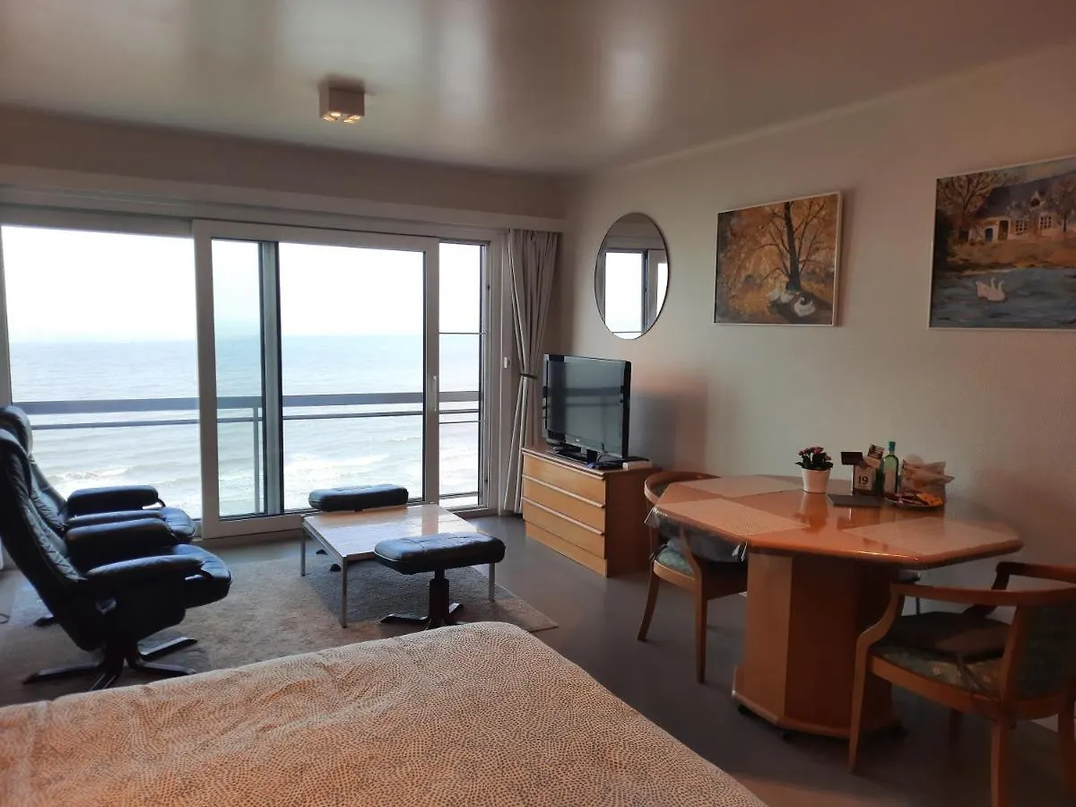 Appartement Studio On The Beach With Sea View Middelkerke België